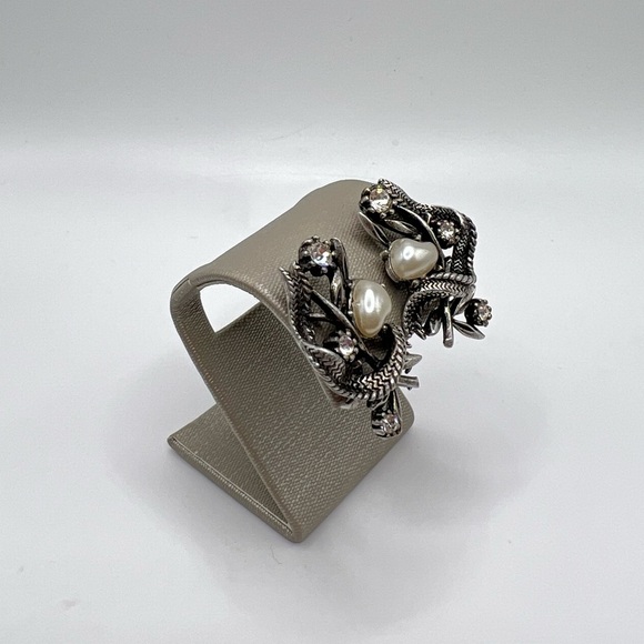 Vintage Coro Clip on Earrings Mid Century 1940s-60s - Picture 3 of 5